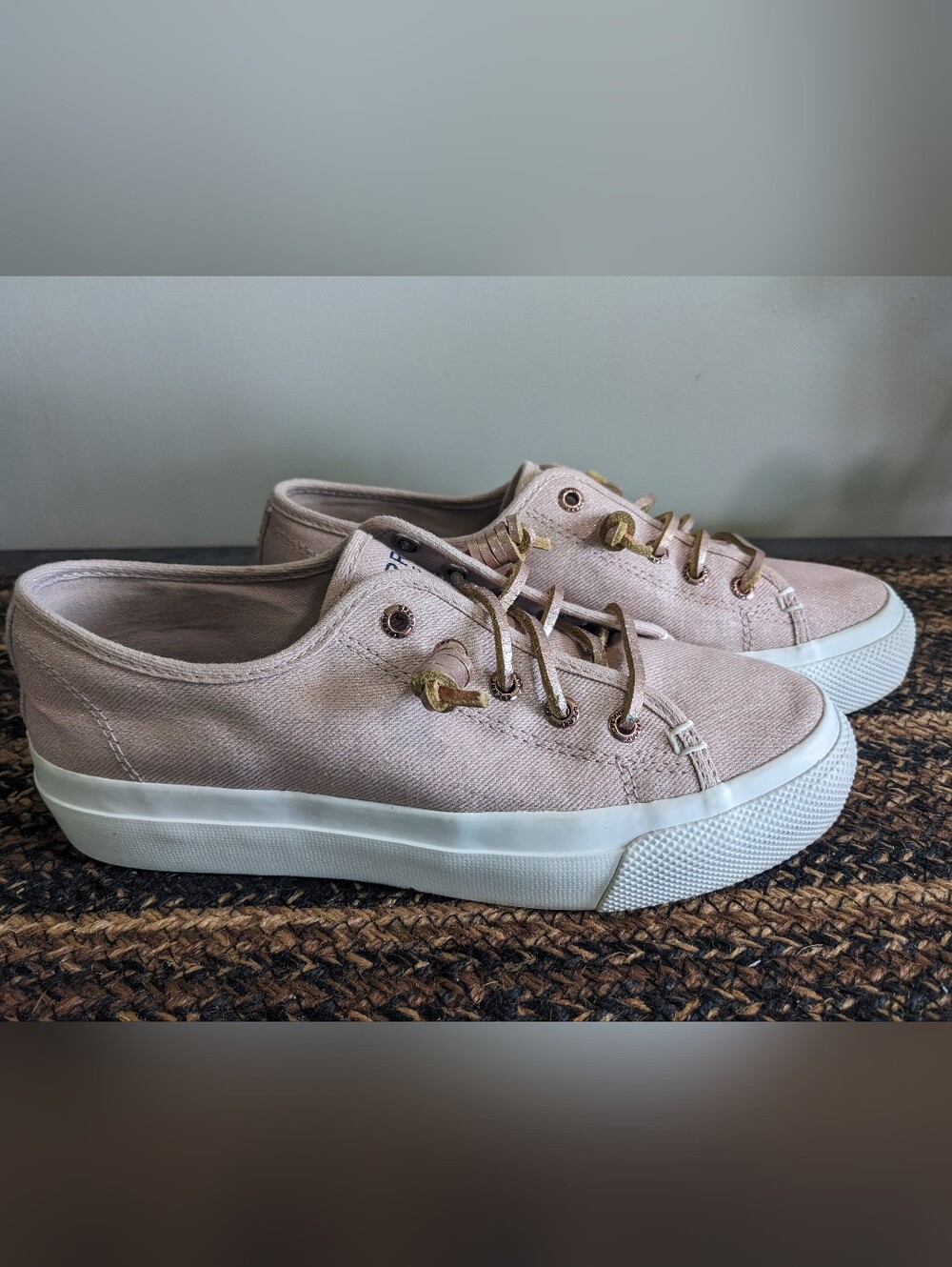 Sperry Rose Sky Sail Top-Sider Sneakers Sparkly Size 6M Slip Ons Summer Casual